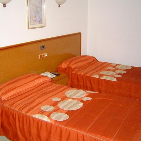 Hotel Lazaro Calamocha Bilik gambar