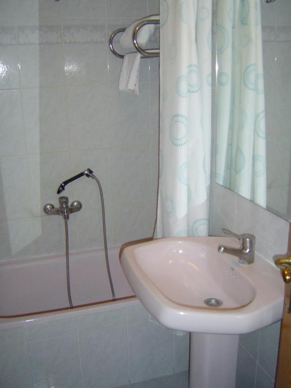 Hotel Lazaro Calamocha Bilik gambar